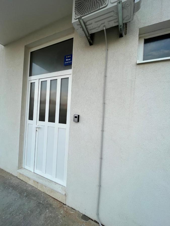 Apartment Kairos Τρογκίρ Εξωτερικό φωτογραφία