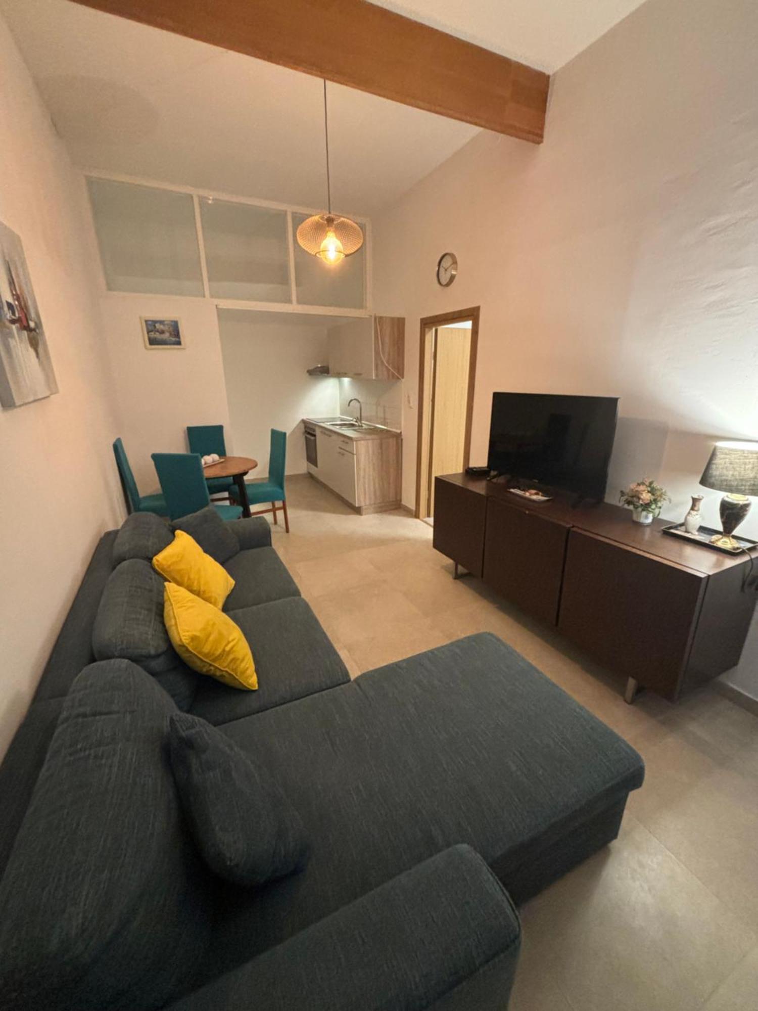 Apartment Kairos Τρογκίρ Εξωτερικό φωτογραφία